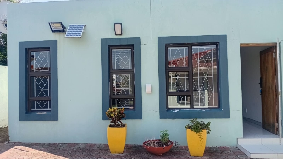 To Let 1 Bedroom Property for Rent in Siyakha Eastern Cape